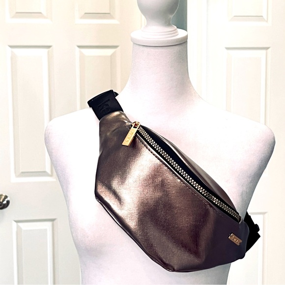 NWOT Kenzie Metallic Brown Sling Belt Shoulder Bag - Picture 1 of 8